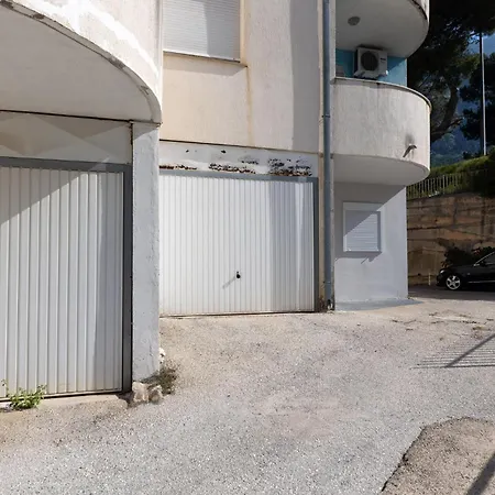 Apartamento Awesome In Baška Voda